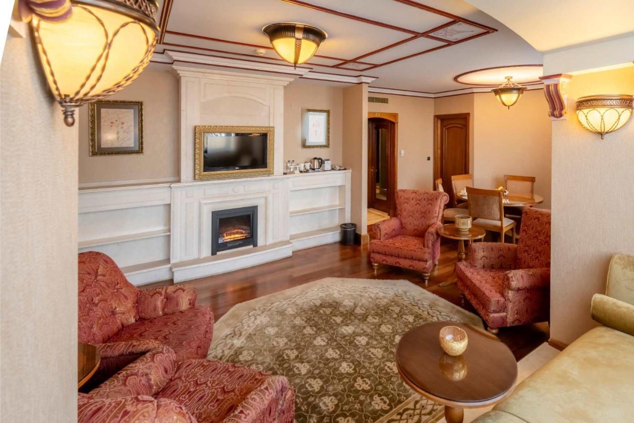 Hotel The Palace Taksim 4*